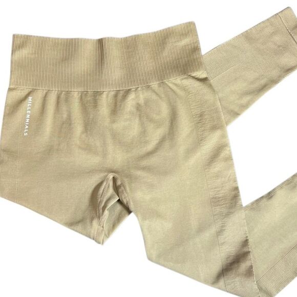 Mono B Seamless Tan Leggings Millennials Size Medium - Picture 1 of 13